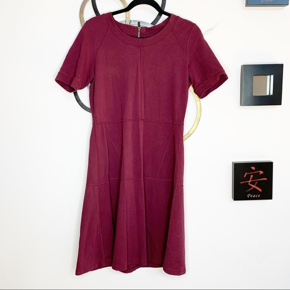 Athleta En Route Dress in Chianti - Picture 2 of 5